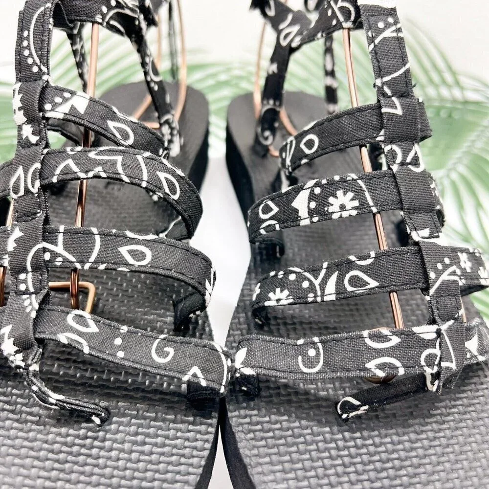 ARIZONA LOVE Trekky Flat Spartiate Strappy Sandals In Black Bandana Size 38 NWOB